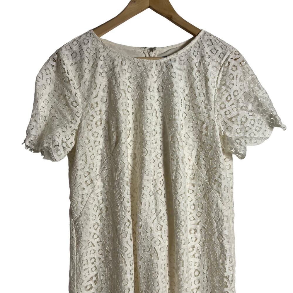 Ann Taylor White Lace Short Sleeve Round Neck Shift Mini Dress Size 10 - Picture 3 of 12